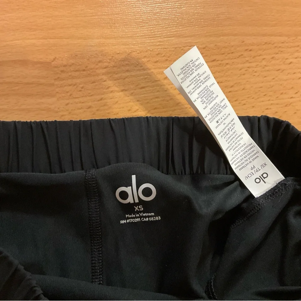 Alo Yoga Micro Plisse Game On Long Skirt Black XS